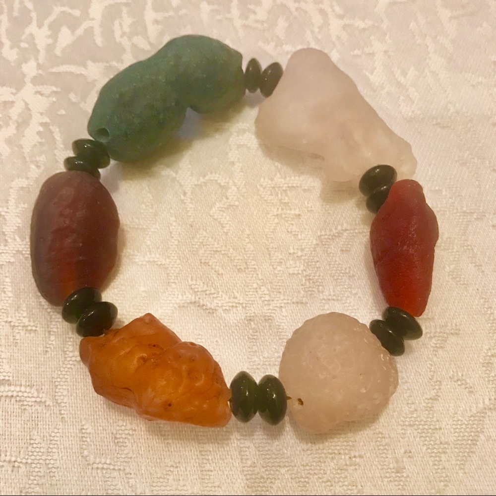 Stone Stretch Bracelet with Wooden Box